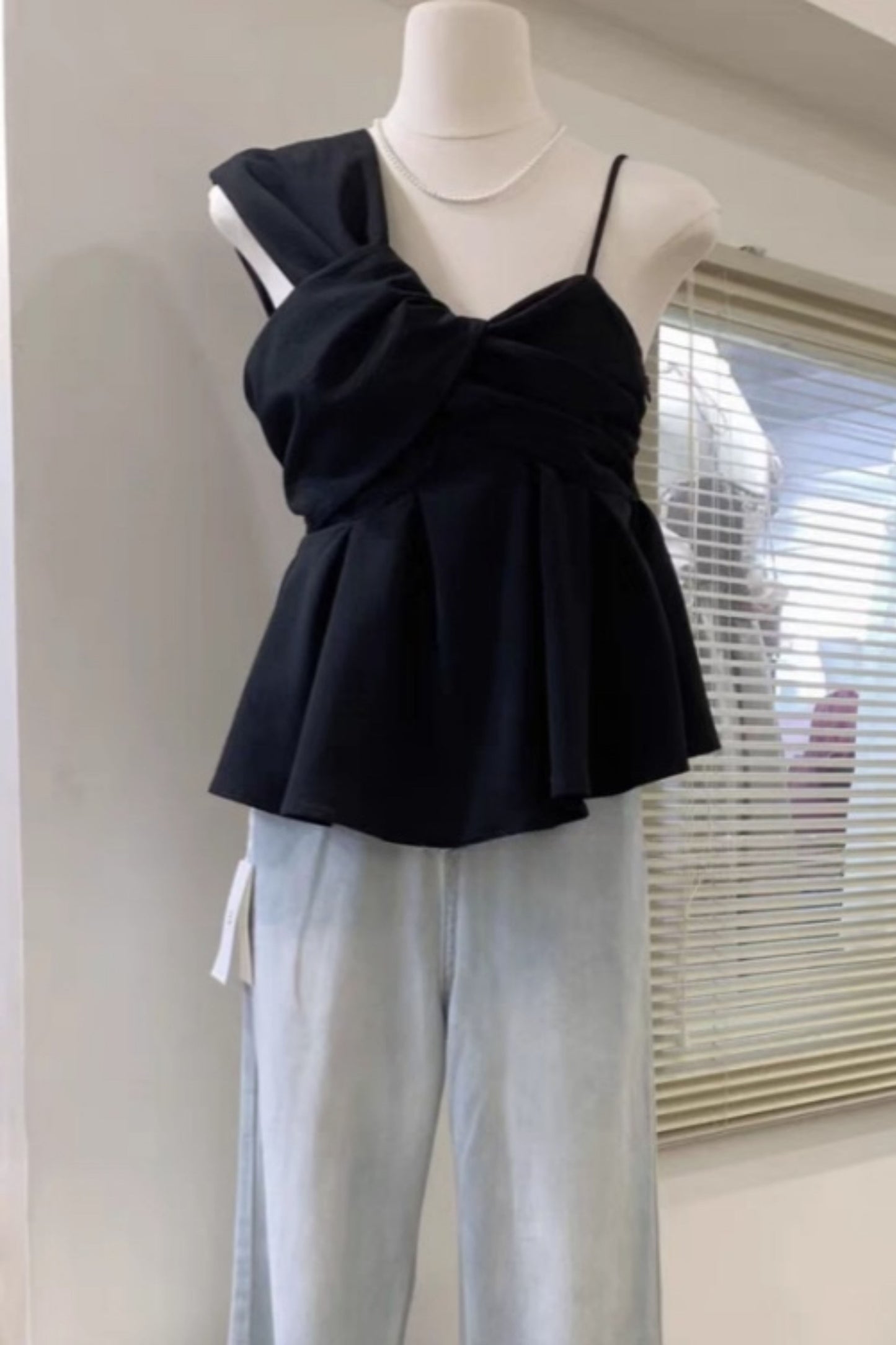 Unbalanced Pleated Sleeveless Blouse Top