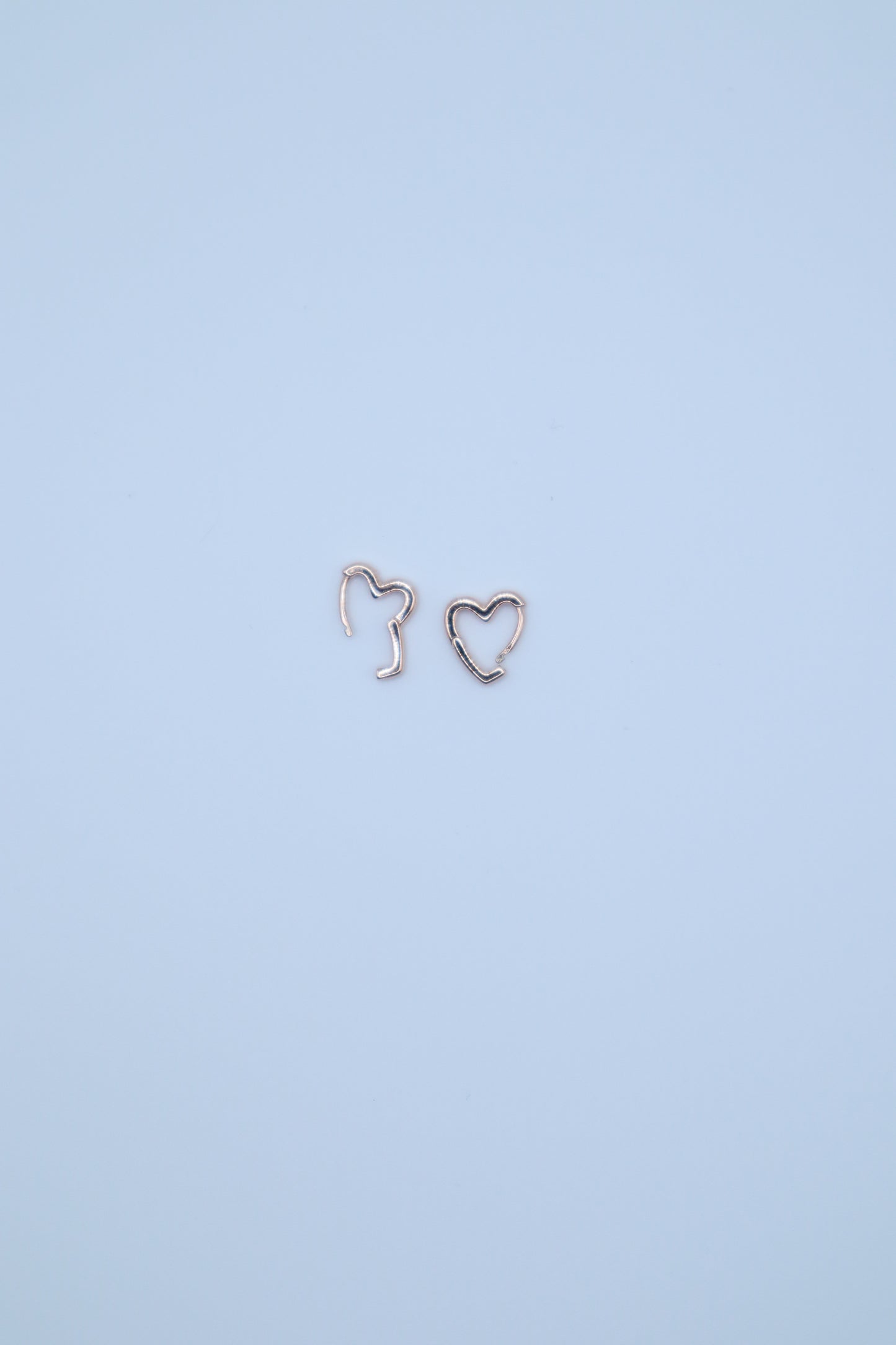 Dangling Heart Earring (Jennie's Pick)