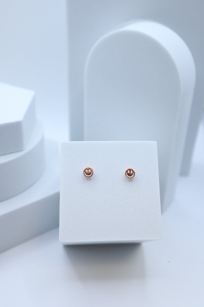 Mini Smiley Stud Earring (Jennie's Pick)