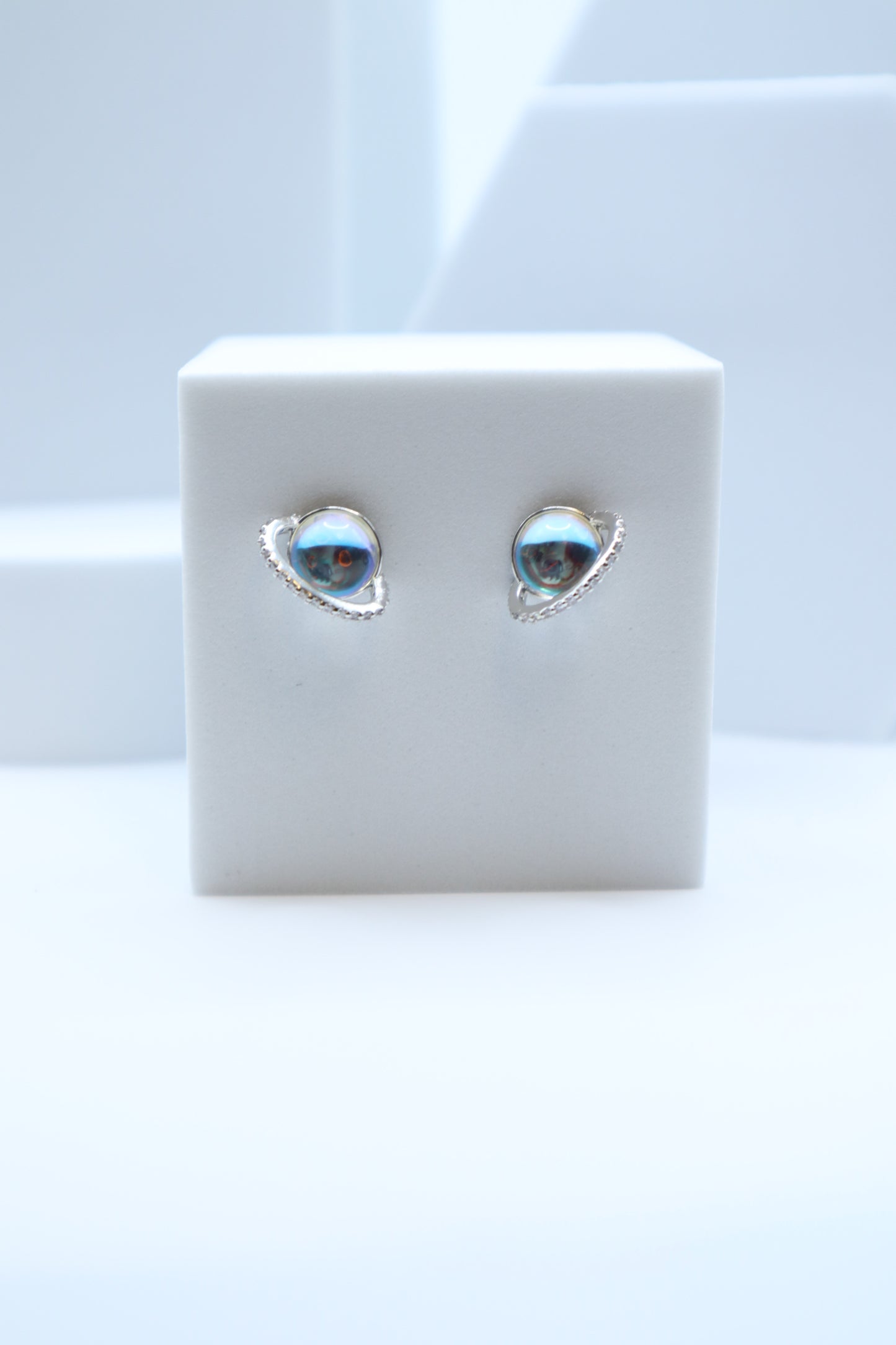 Cosmo Orbit Crystal Earring (Jang Wonyoung's Pick)