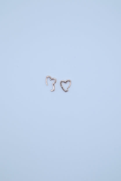 Dangling Heart Earring (Jennie's Pick)