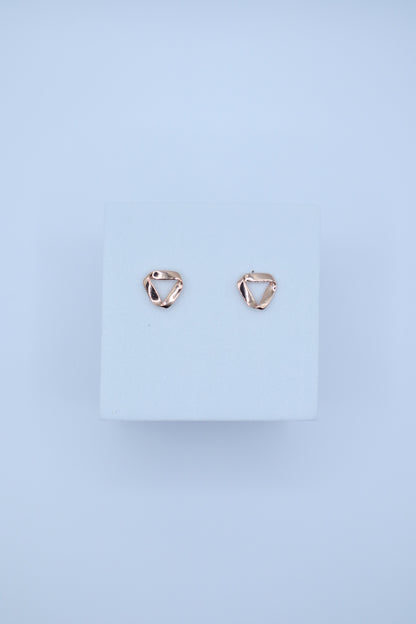 Distorted Triangle Earring (Jennie's Pick)