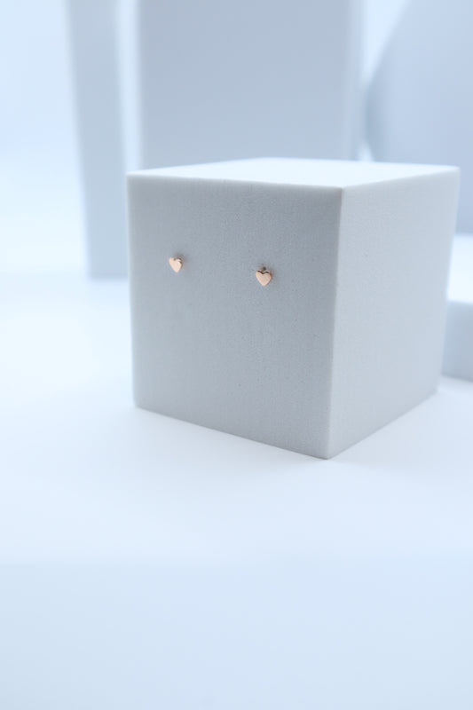 Mini Heart Stud Earring (Jang Wonyoung's Pick)